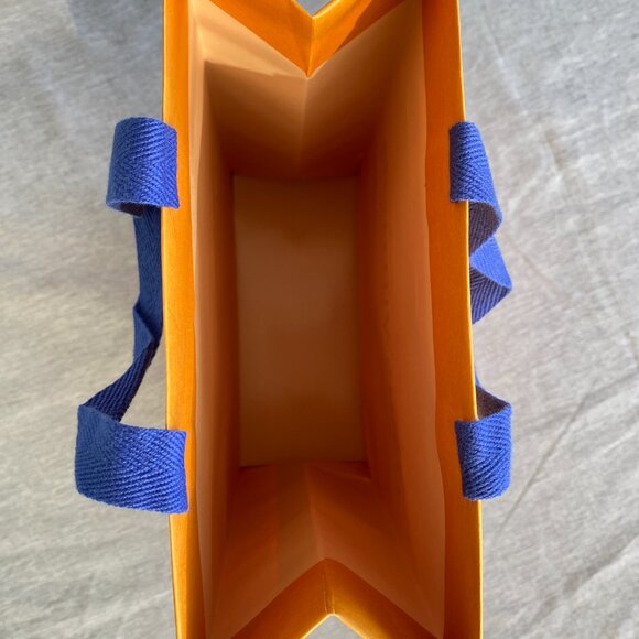 Louis Vuitton Shopping Bag - Picture 6 of 7